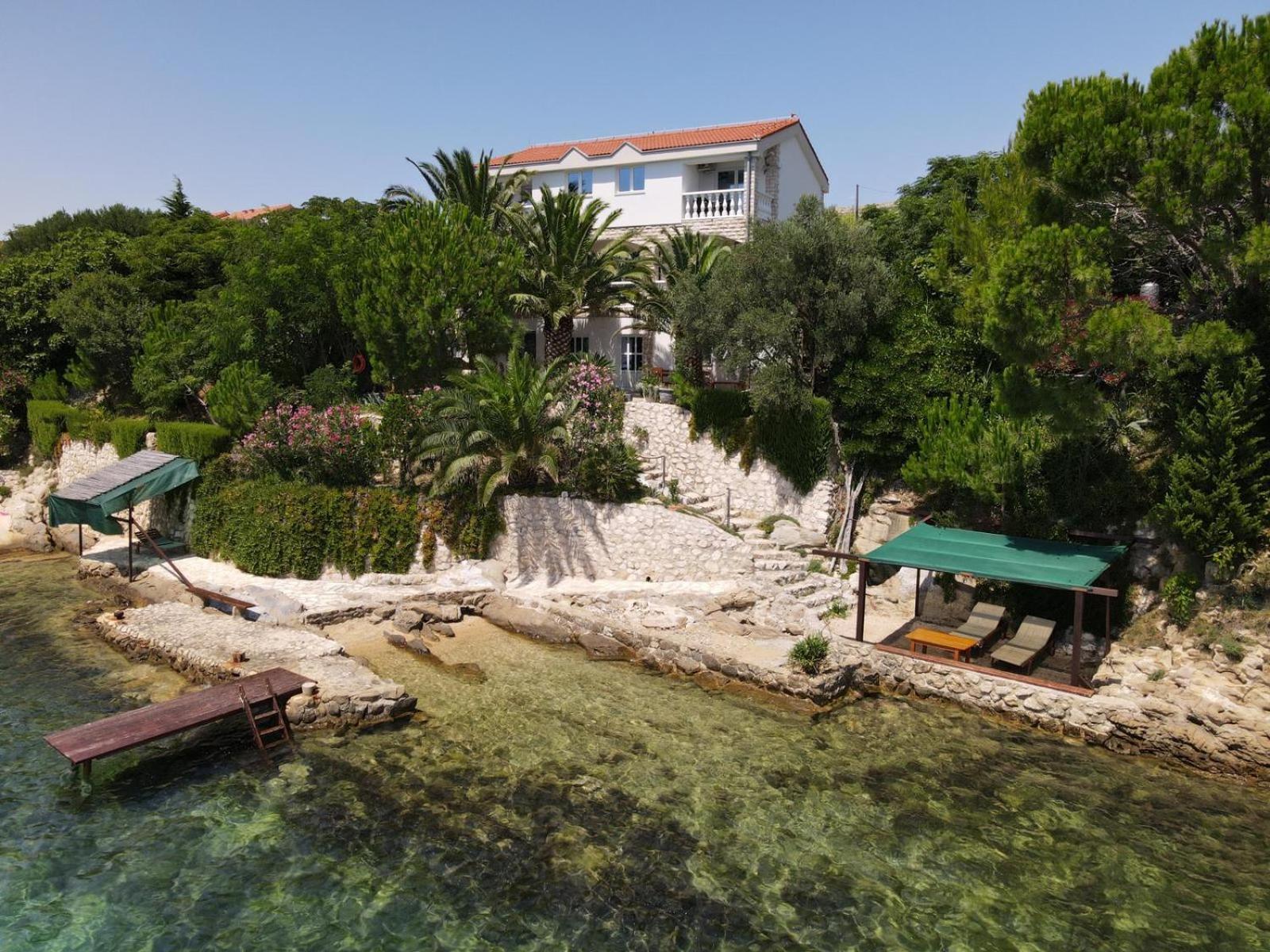 Apartments Horvat On Island Pag Vlašići Esterno foto