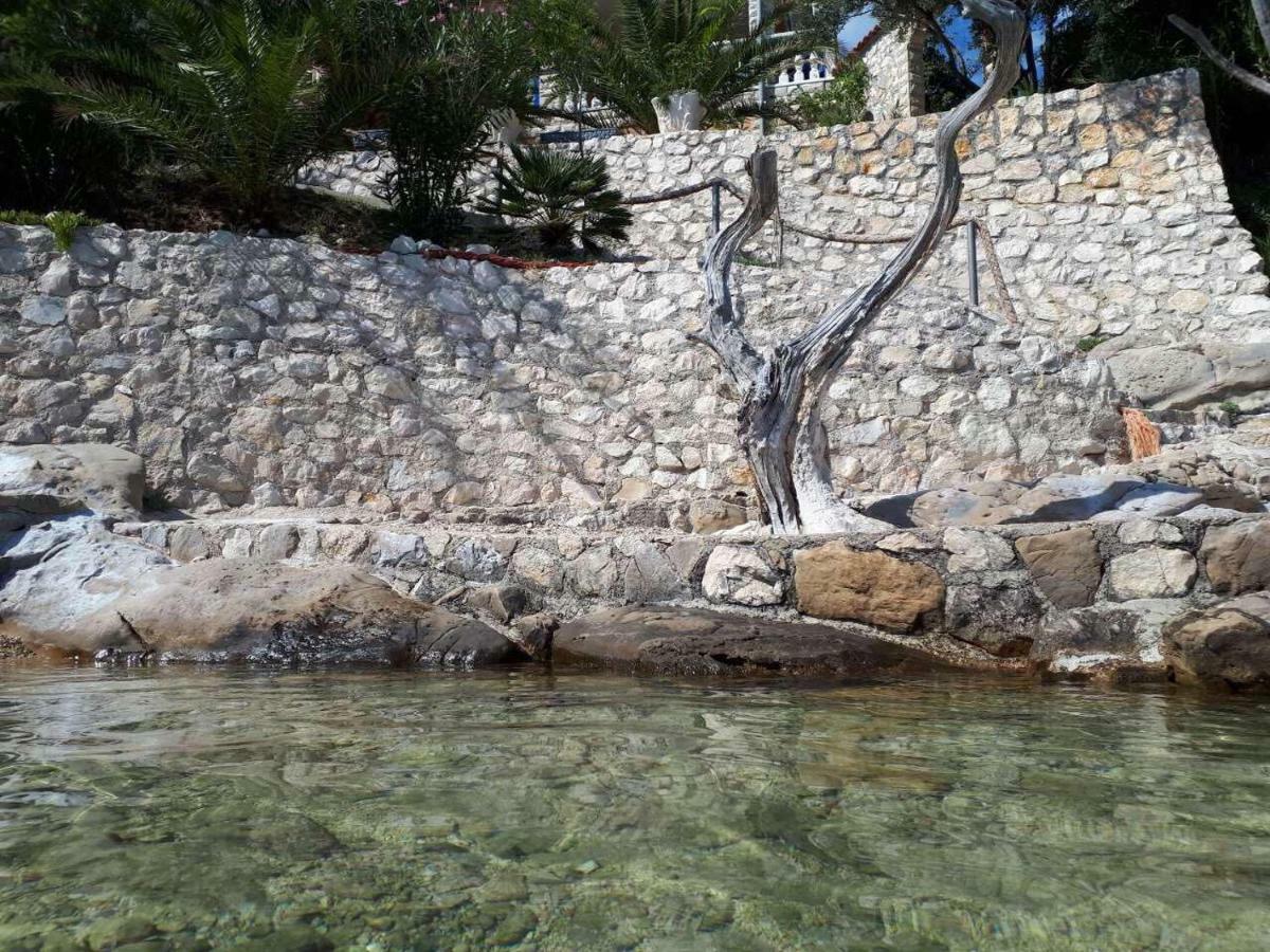 Apartments Horvat On Island Pag Vlašići Esterno foto