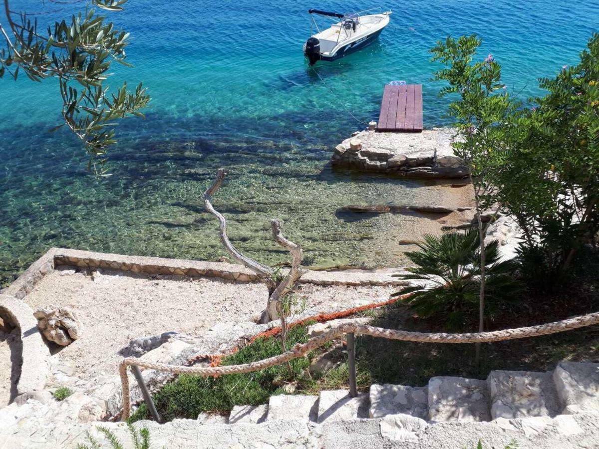 Apartments Horvat On Island Pag Vlašići Esterno foto