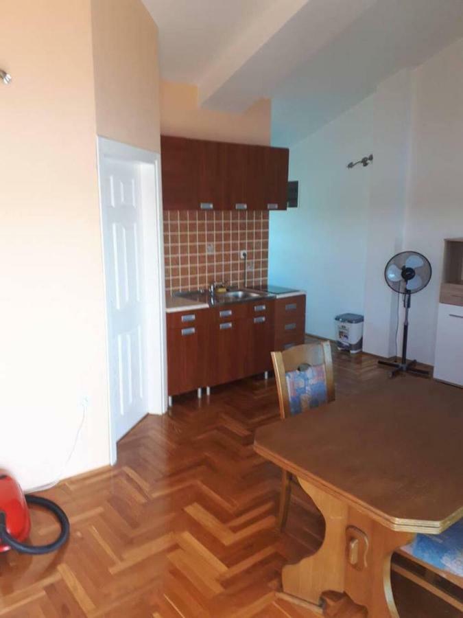 Apartments Horvat On Island Pag Vlašići Esterno foto