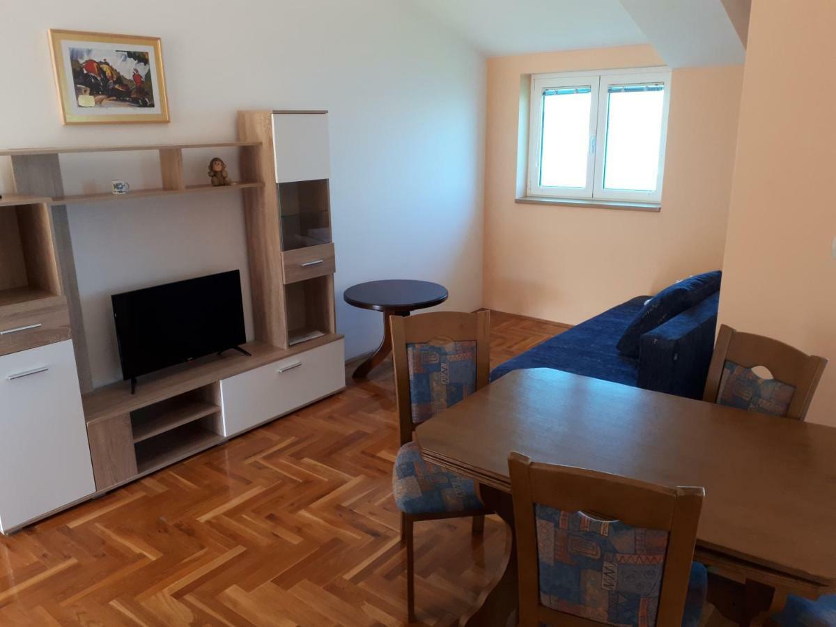 Apartments Horvat On Island Pag Vlašići Esterno foto