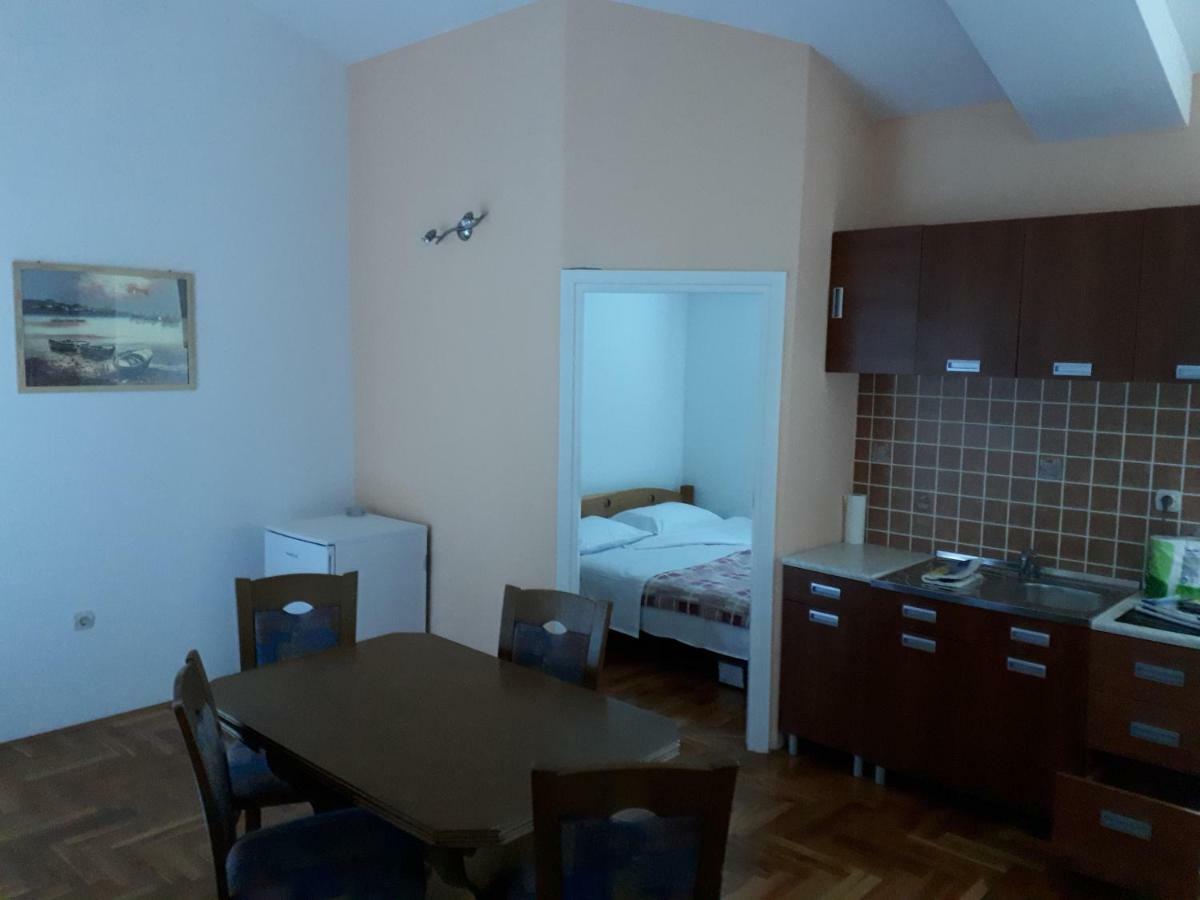 Apartments Horvat On Island Pag Vlašići Esterno foto