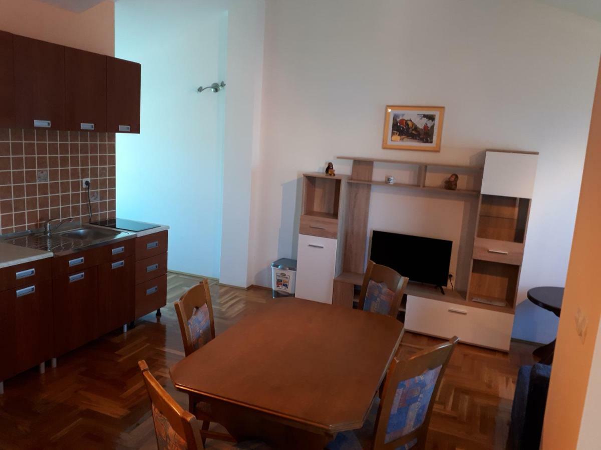 Apartments Horvat On Island Pag Vlašići Esterno foto